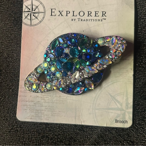 Blingged Out Saturn Planet Brooch / Pin - Picture 2 of 3